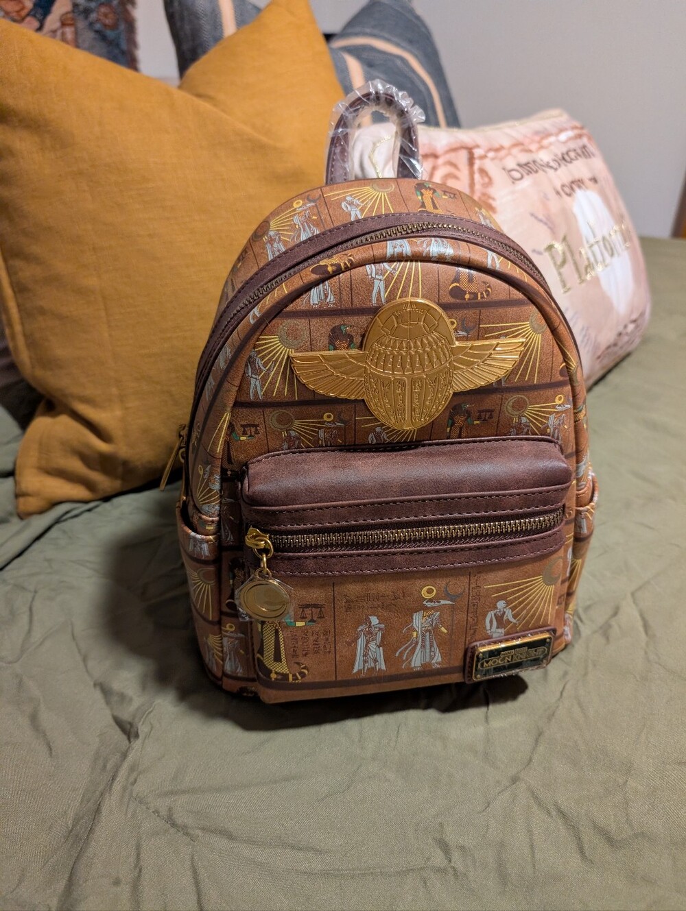 NWT Moonknight Grotto Treasures Loungefly Bag - Picture 3 of 11